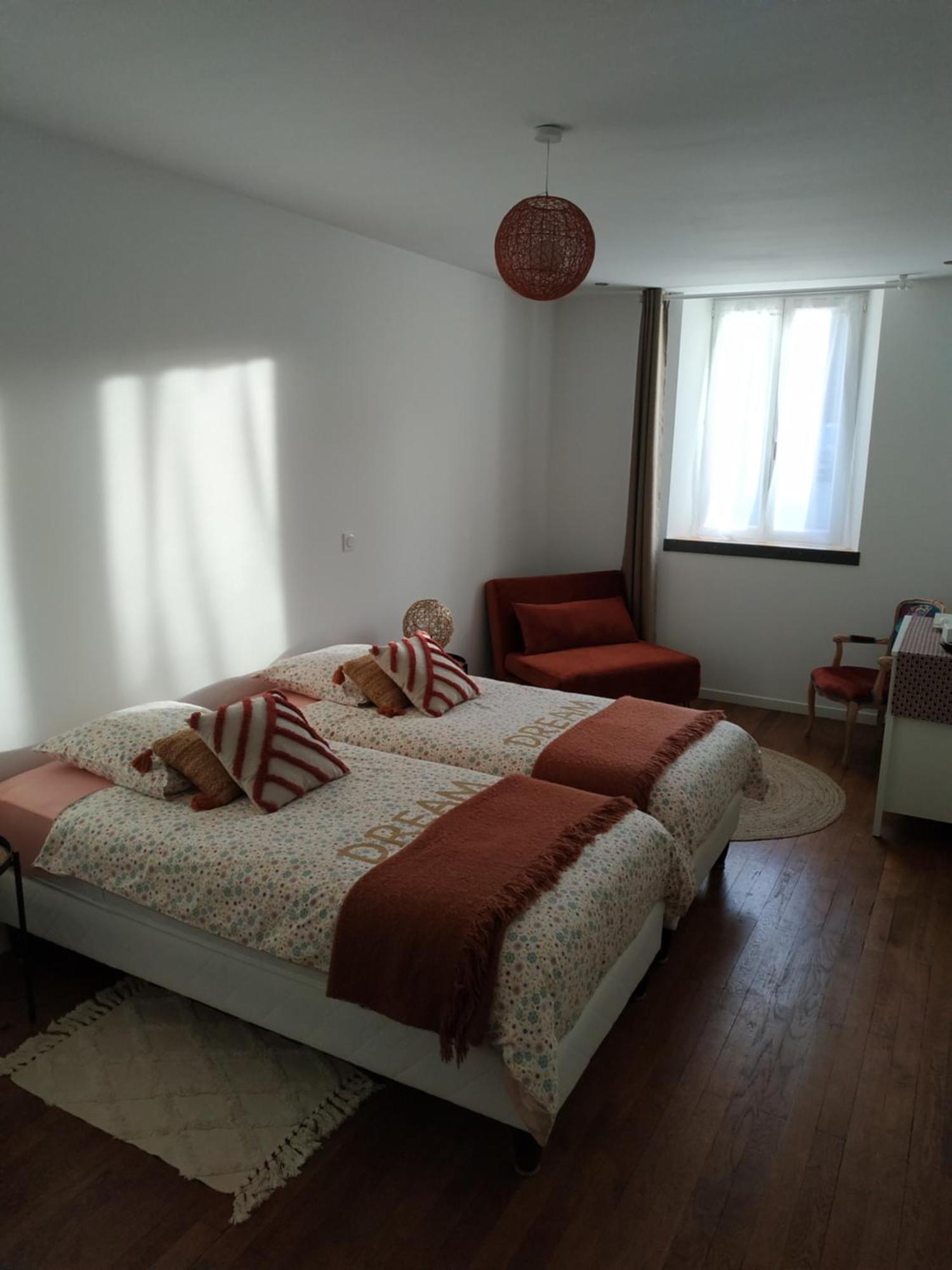 La Maison D Eole Saint-Sulpice-les-Champs Экстерьер фото